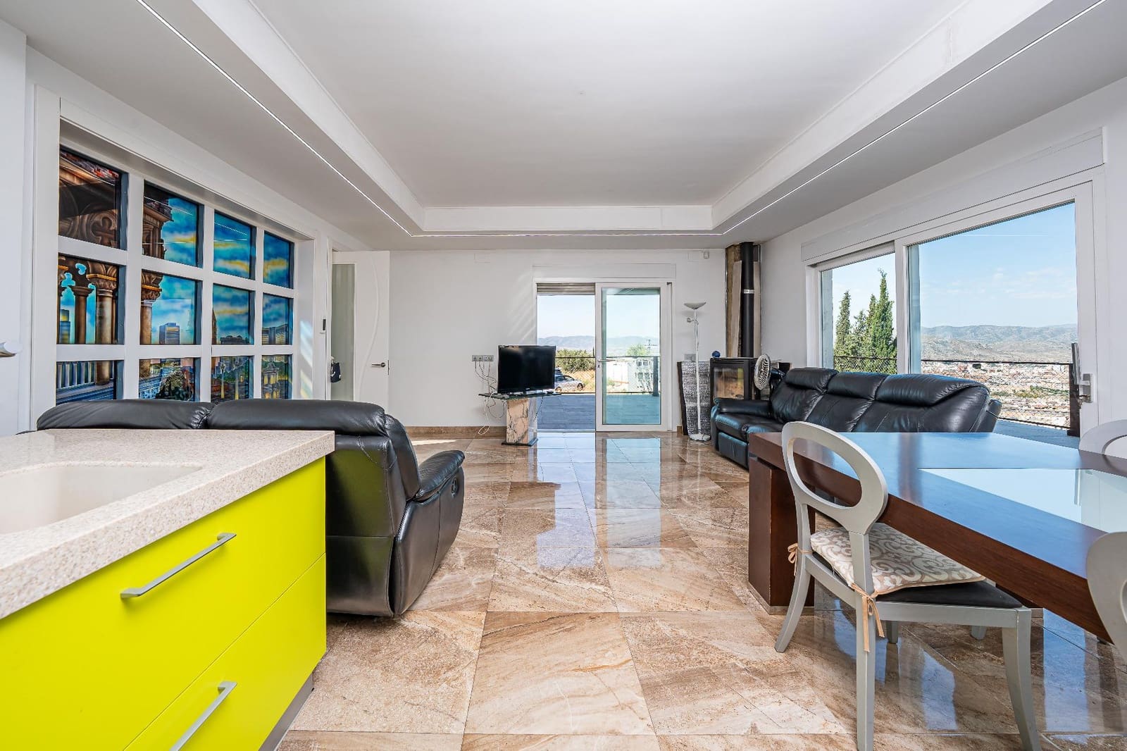 5 bedroom Villa for sale in Petrel / Petrer with pool garage - € 586,000 (Ref: 10013353)