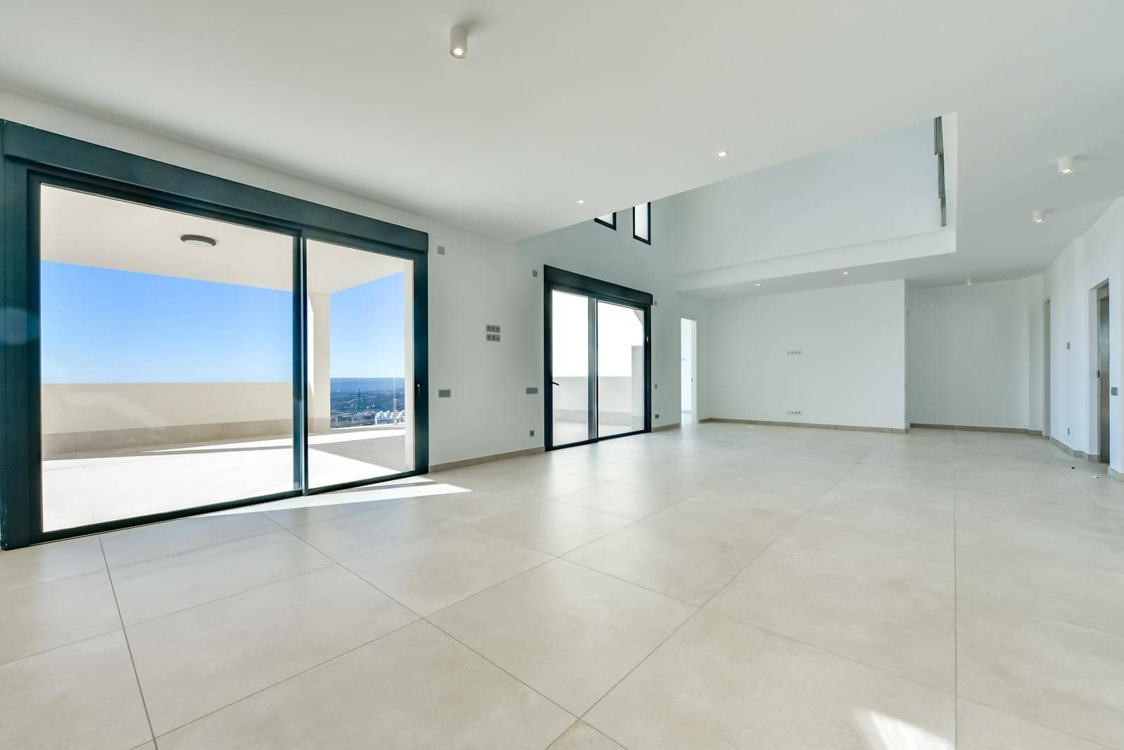 6 soveværelse Villa til salg i Finestrat med swimmingpool garage - € 2.950.000 (Ref: 10015584)