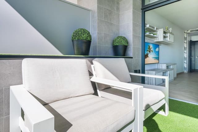 2 bedroom Apartment for rent in Playa Poniente, Benidorm with pool - € 2,200 (Ref: 10019215)