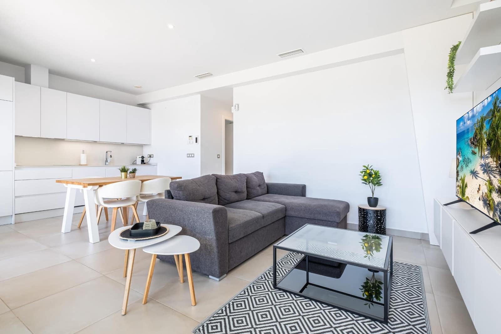 2 quarto Apartamento para arrendar em Finestrat com piscina garagem - 1 590 € (Ref: 10019216)