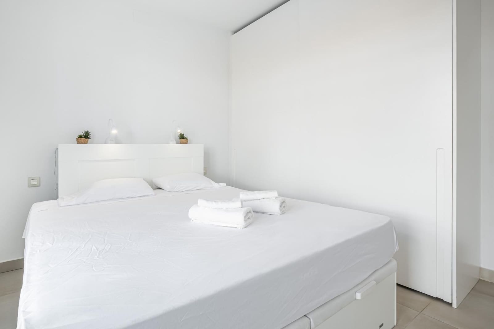 2 quarto Apartamento para arrendar em Finestrat com piscina garagem - 1 590 € (Ref: 10019216)