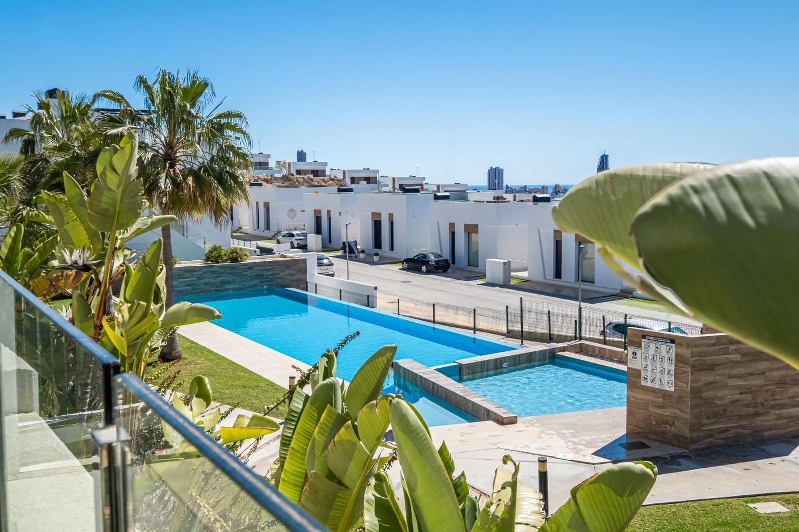 2 quarto Apartamento para arrendar em Finestrat com piscina garagem - 1 590 € (Ref: 10019216)