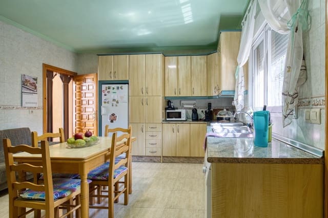 4 chambre Villa/Maison à vendre à Montepinar - La Aparecida - Raiguero, Orihuela avec piscine garage - 319 900 € (Ref: 10020926)