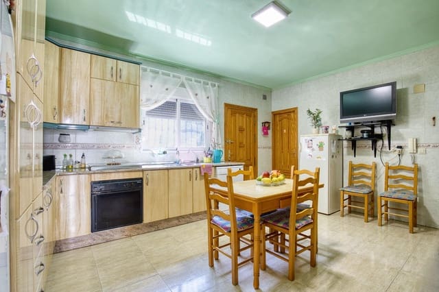 4 chambre Villa/Maison à vendre à Montepinar - La Aparecida - Raiguero, Orihuela avec piscine garage - 319 900 € (Ref: 10020926)