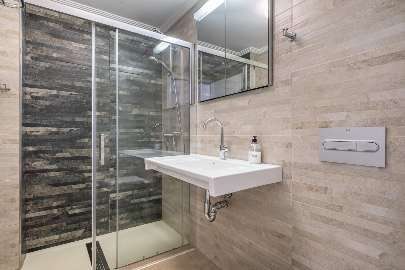 Negocio de 9 habitaciones en Benissa en venta con piscina garaje - 2.150.000 € (Ref: 10020939)