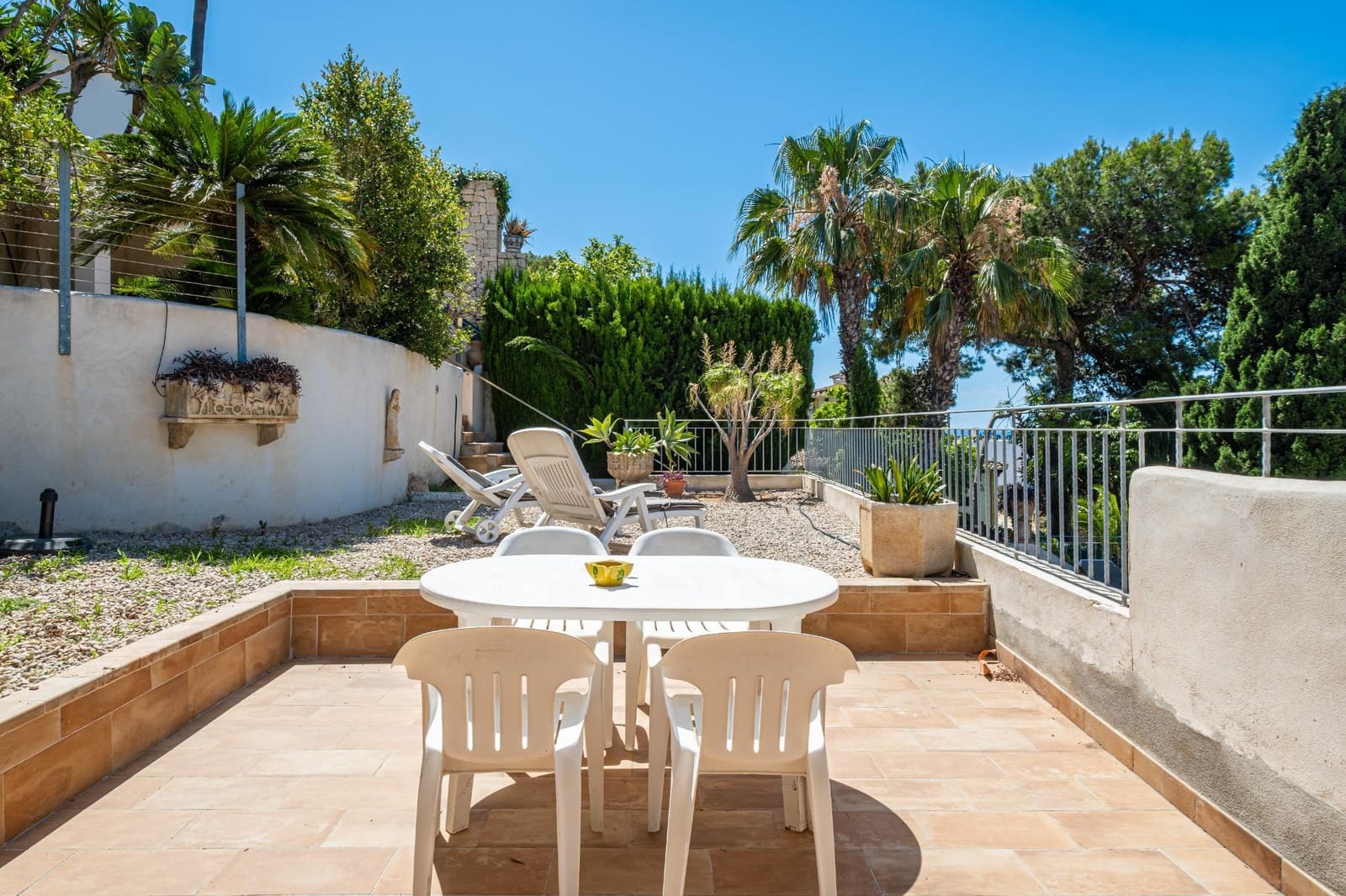 Negocio de 9 habitaciones en Benissa en venta con piscina garaje - 2.150.000 € (Ref: 10020939)