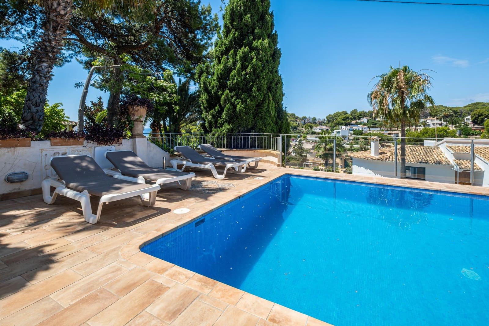 Negocio de 9 habitaciones en Benissa en venta con piscina garaje - 2.150.000 € (Ref: 10020939)