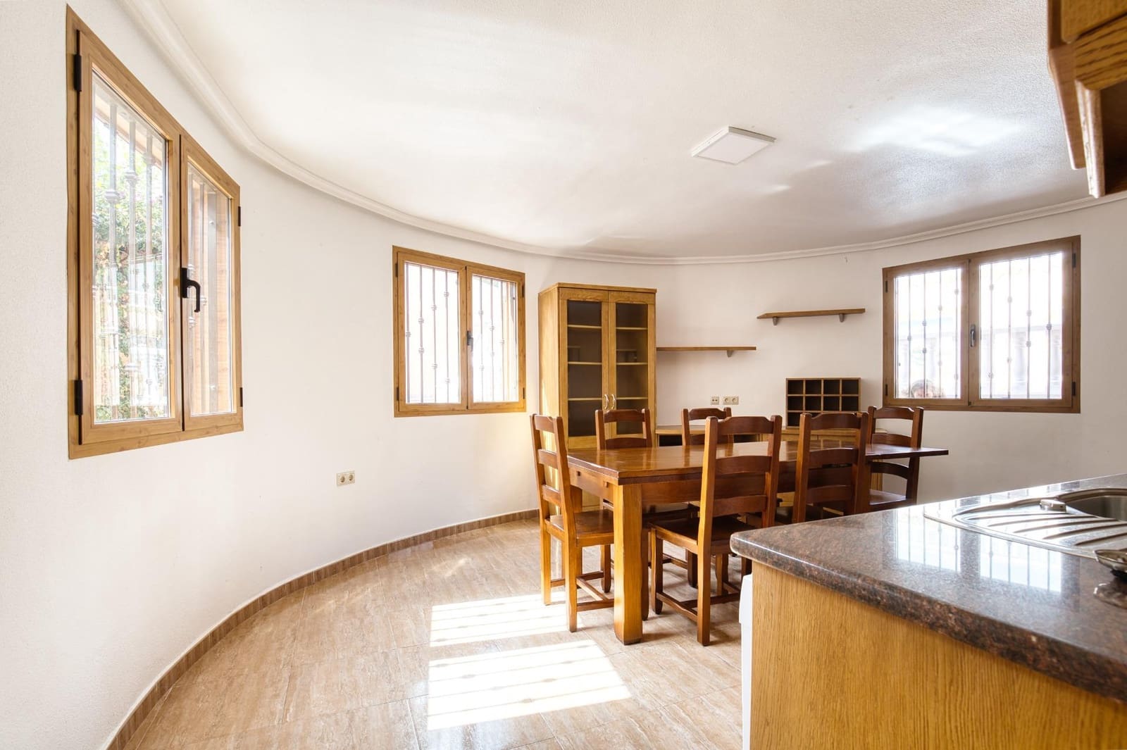 Chalet de 6 habitaciones en Torrevieja en venta con piscina garaje - 429.900 € (Ref: 10022484)
