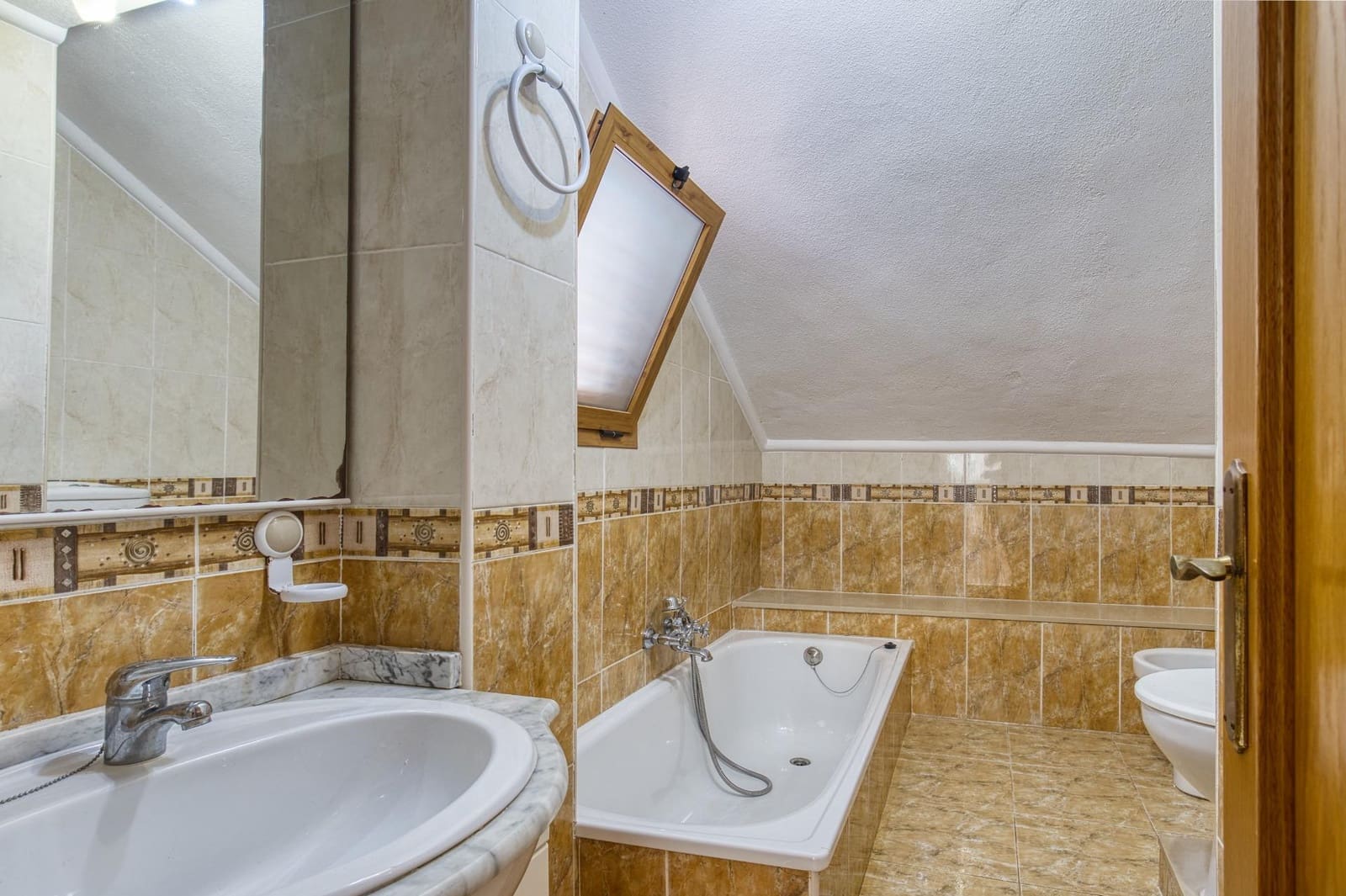 Chalet de 6 habitaciones en Torrevieja en venta con piscina garaje - 429.900 € (Ref: 10022484)