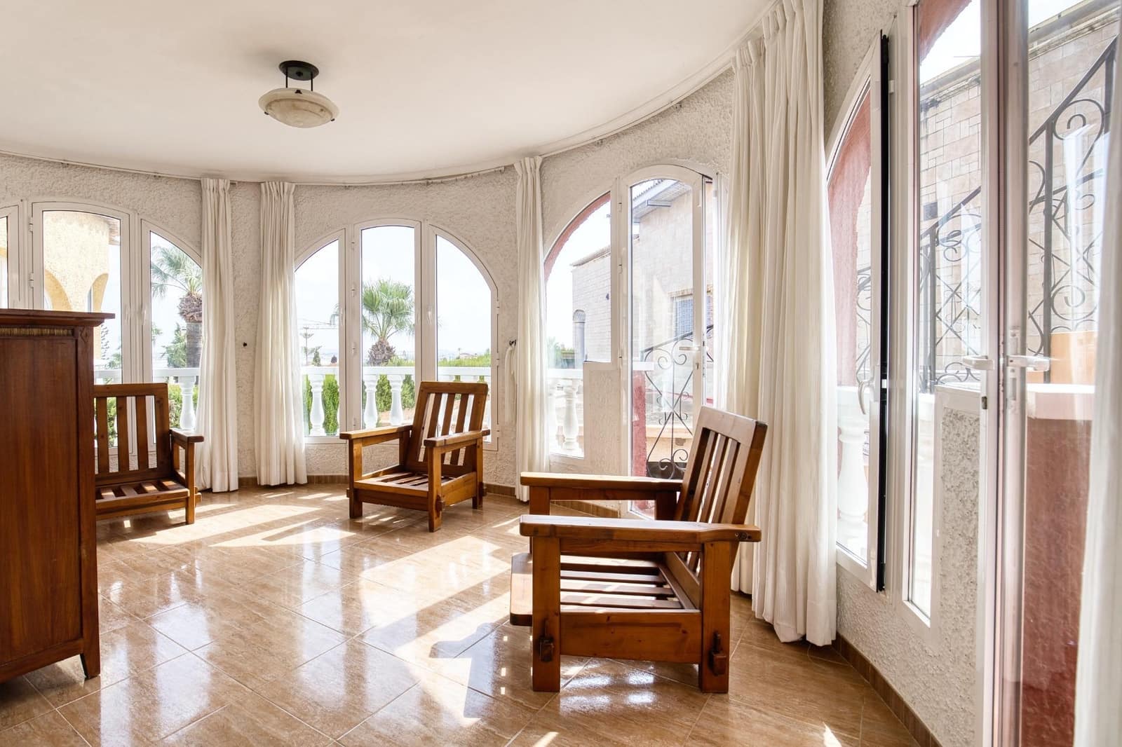 Chalet de 6 habitaciones en Torrevieja en venta con piscina garaje - 429.900 € (Ref: 10022484)