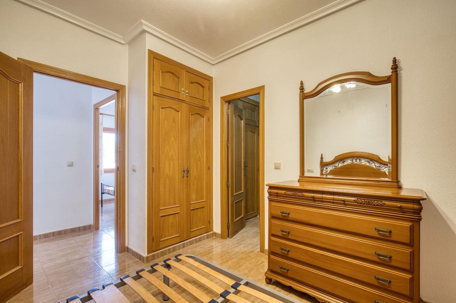 Chalet de 6 habitaciones en Torrevieja en venta con piscina garaje - 429.900 € (Ref: 10022484)