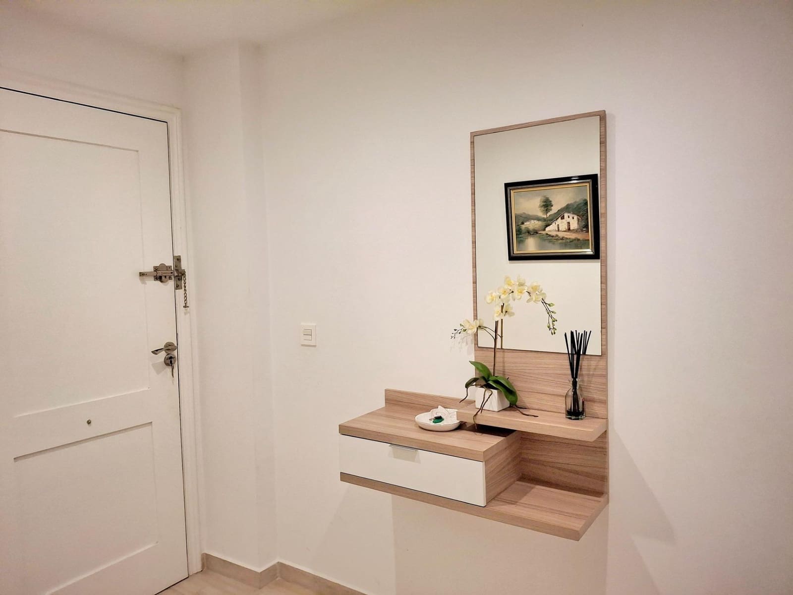 3 soverom Leilighet til leie i Torrevieja - € 1 200 (Ref: 10022485)