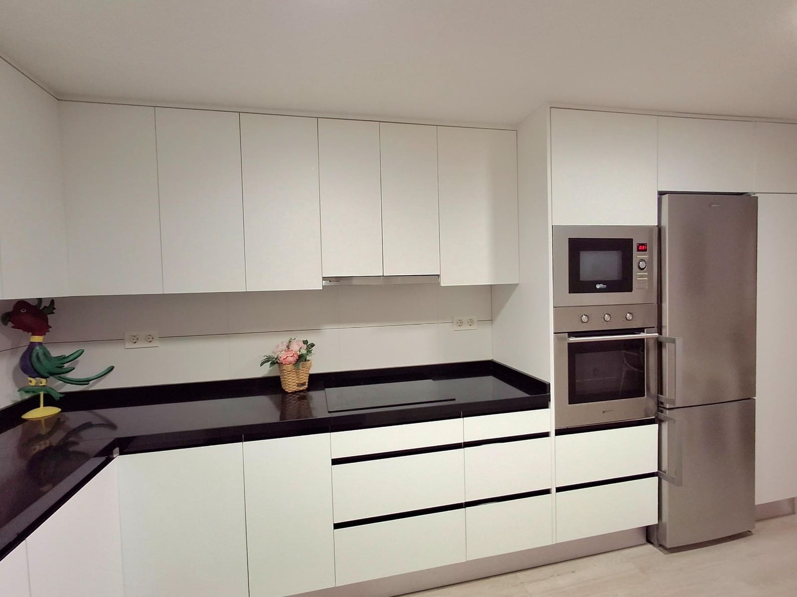 3 soverom Leilighet til leie i Torrevieja - € 1 200 (Ref: 10022485)