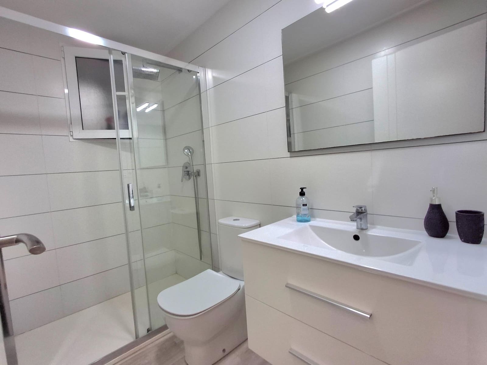 3 soverom Leilighet til leie i Torrevieja - € 1 200 (Ref: 10022485)