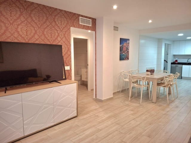 3 soverom Leilighet til leie i Avenida Habaneras - Curva de Palangre, Torrevieja - € 1 200 (Ref: 10022485)