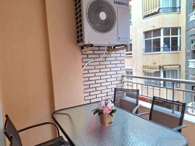 3 soverom Leilighet til leie i Avenida Habaneras - Curva de Palangre, Torrevieja - € 1 200 (Ref: 10022485)