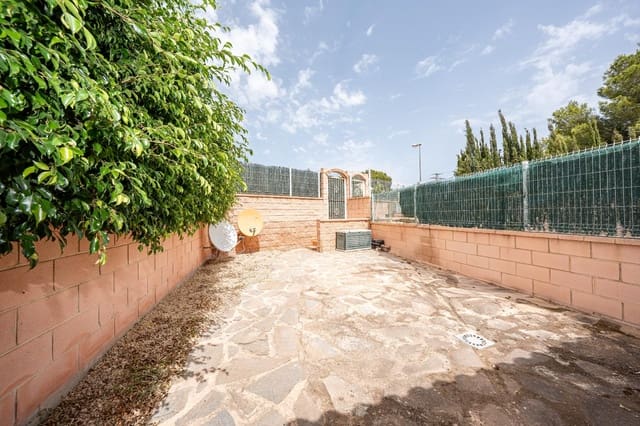 3 sovrum Radhus till salu i La Nucia med pool garage - 299 000 € (Ref: 10024144)