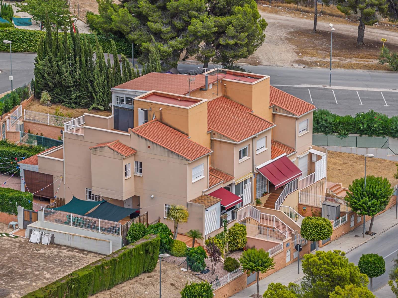 3 bedroom Terraced Villa for sale in Barranco Hondo with pool garage - € 299,000 (Ref: 10024144)