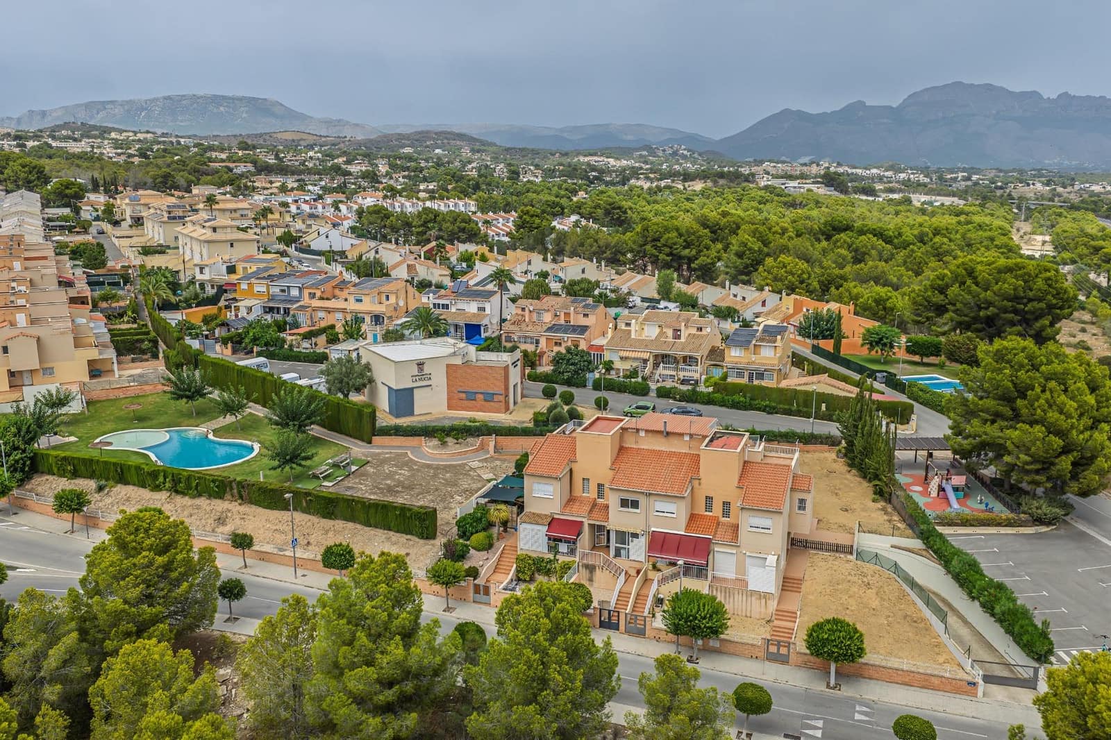 3 bedroom Terraced Villa for sale in Barranco Hondo with pool garage - € 299,000 (Ref: 10024144)
