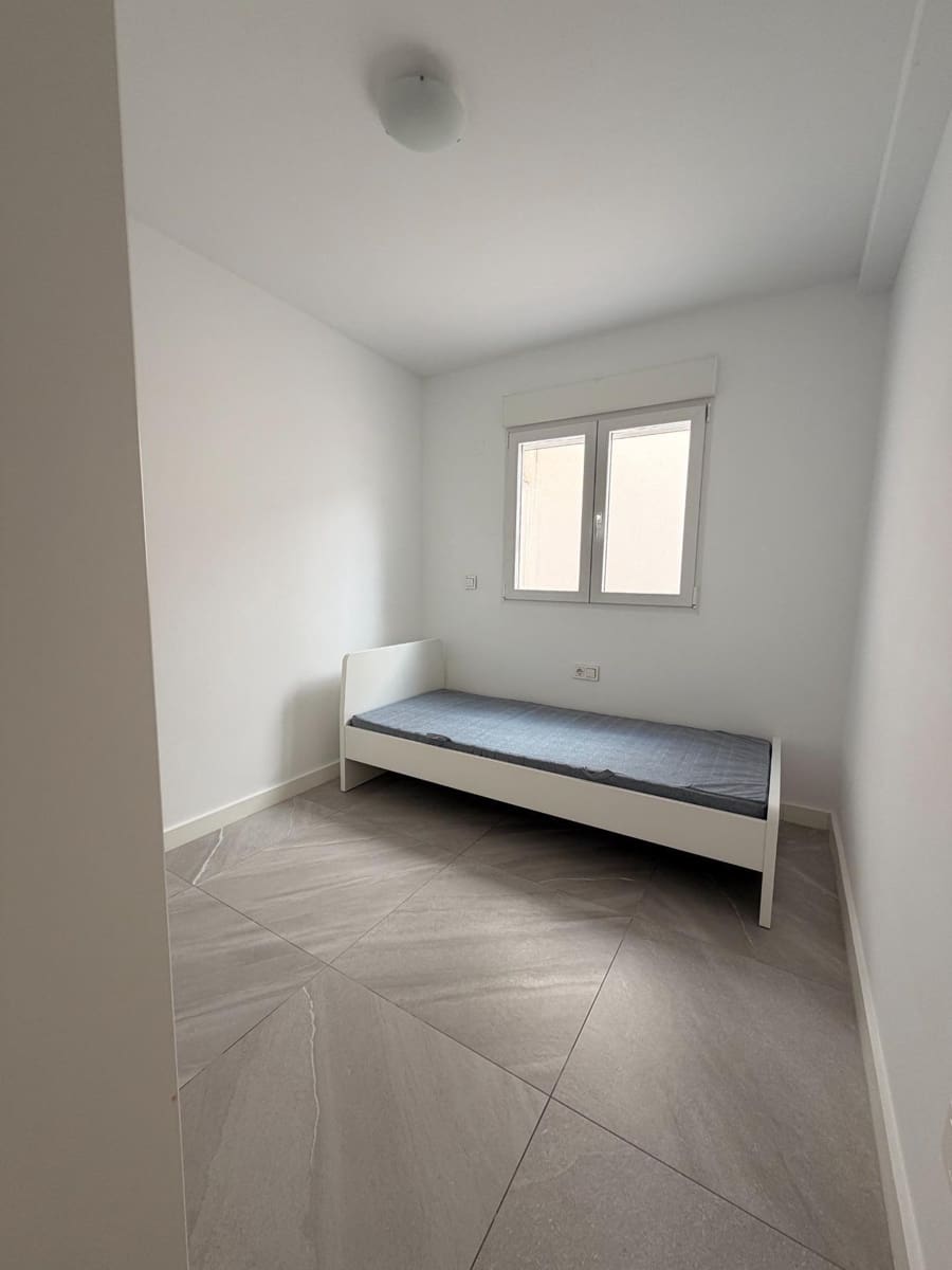 3 soveværelse Lejlighed til leje i Gran Alacant - € 1.200 (Ref: 10025625)