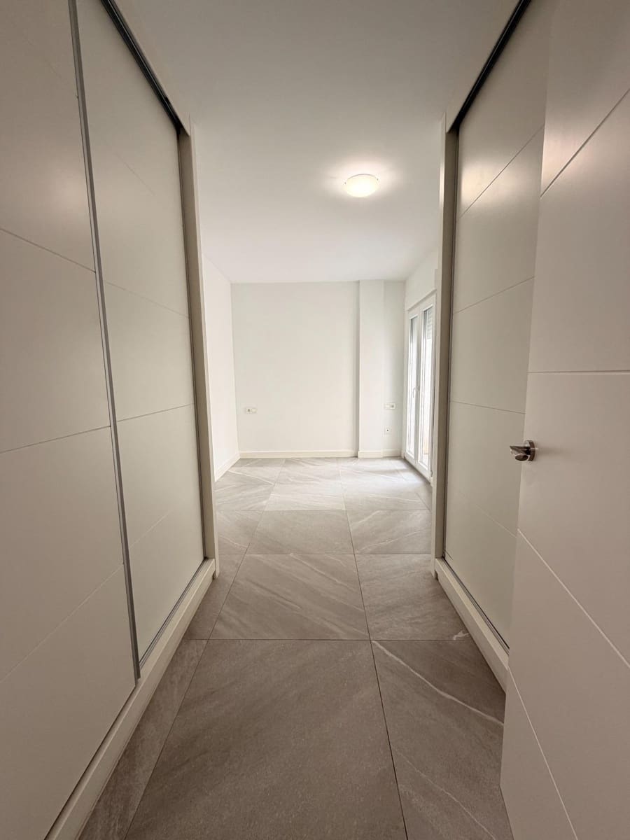 3 soveværelse Lejlighed til leje i Gran Alacant - € 1.200 (Ref: 10025625)