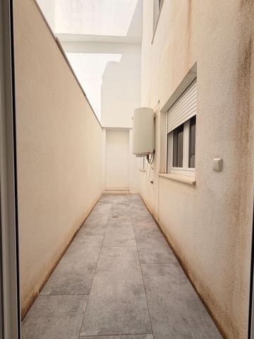 3 soveværelse Lejlighed til leje i Gran Alacant, Santa Pola - € 1.200 (Ref: 10025625)