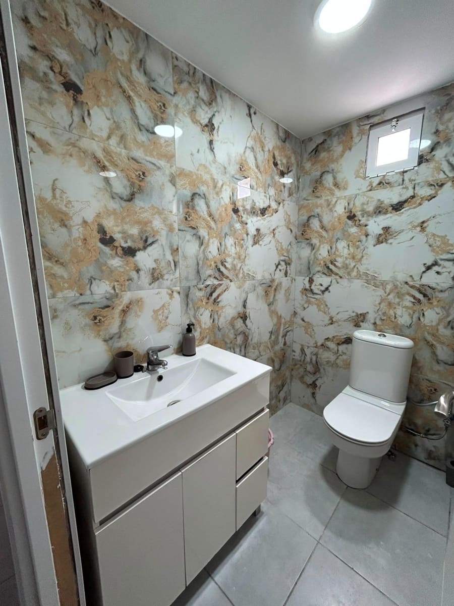 4 quarto Apartamento para venda em Alicante cidade - 230 000 € (Ref: 10025627)