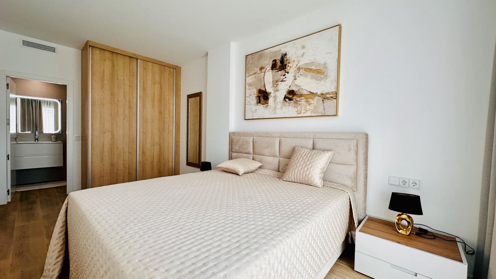 Appartement de 3 chambres à louer à Finestrat avec piscine garage - 3 500 € (Ref: 10025629)