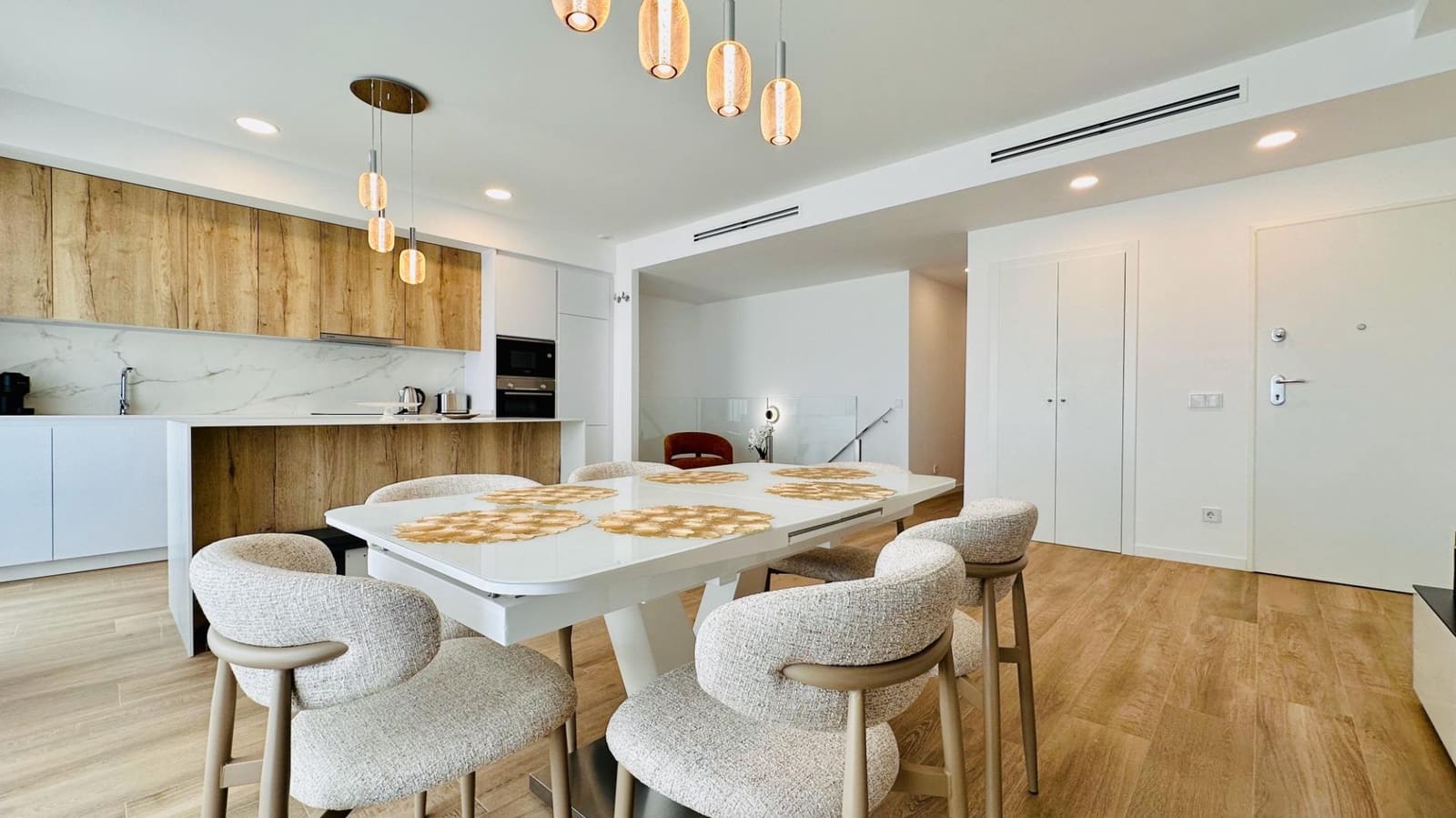 Appartement de 3 chambres à louer à Finestrat avec piscine garage - 3 500 € (Ref: 10025629)