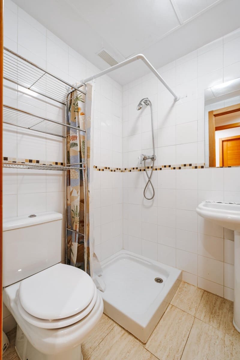 2 makuuhuone Huoneisto vuokrattavana paikassa La Villajoyosa / Vila Joiosa mukana uima-altaan 
autotalli - 1 450 € (Ref: 10030558)