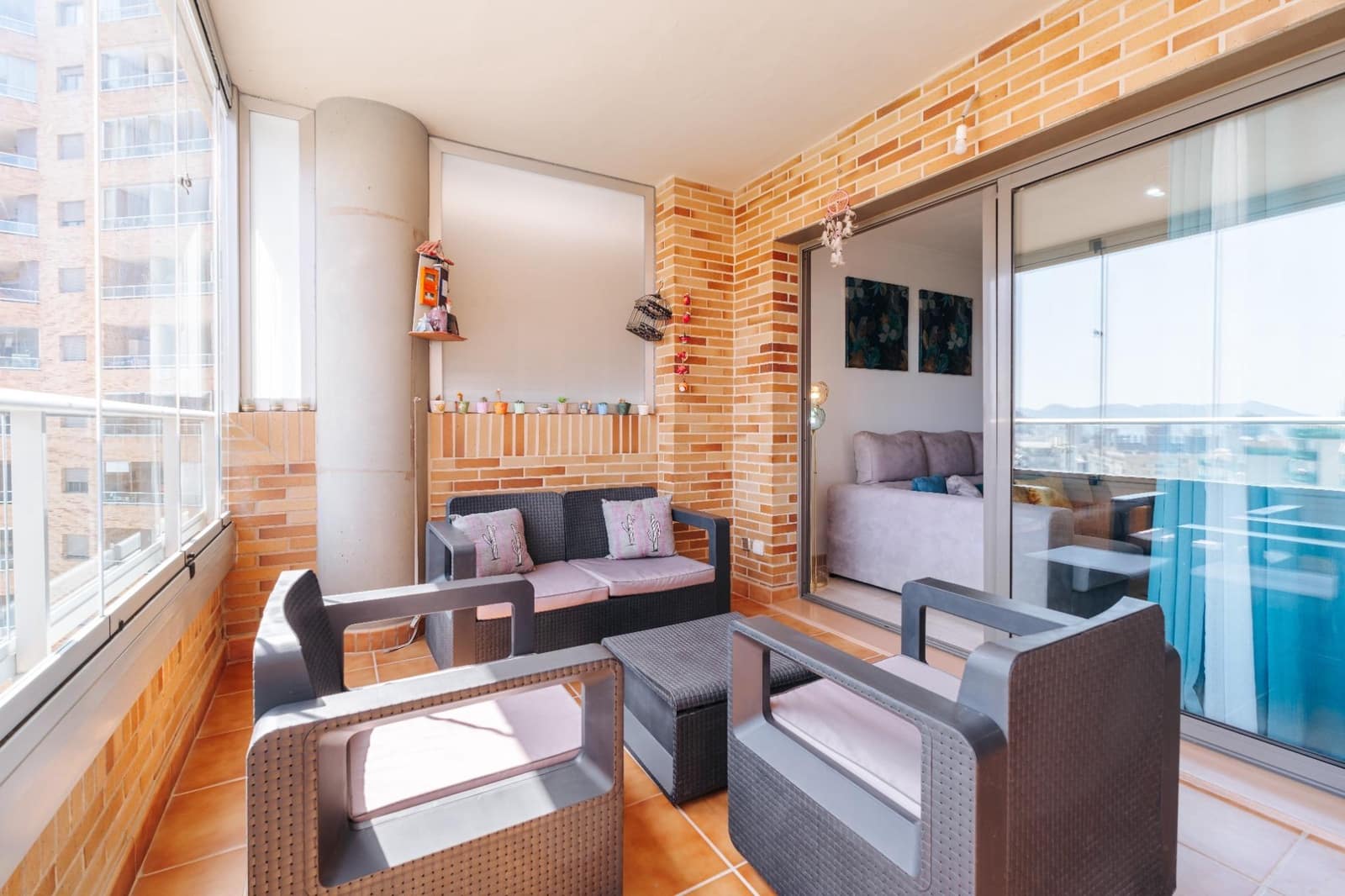 2 makuuhuone Huoneisto vuokrattavana paikassa La Villajoyosa / Vila Joiosa mukana uima-altaan 
autotalli - 1 450 € (Ref: 10030558)