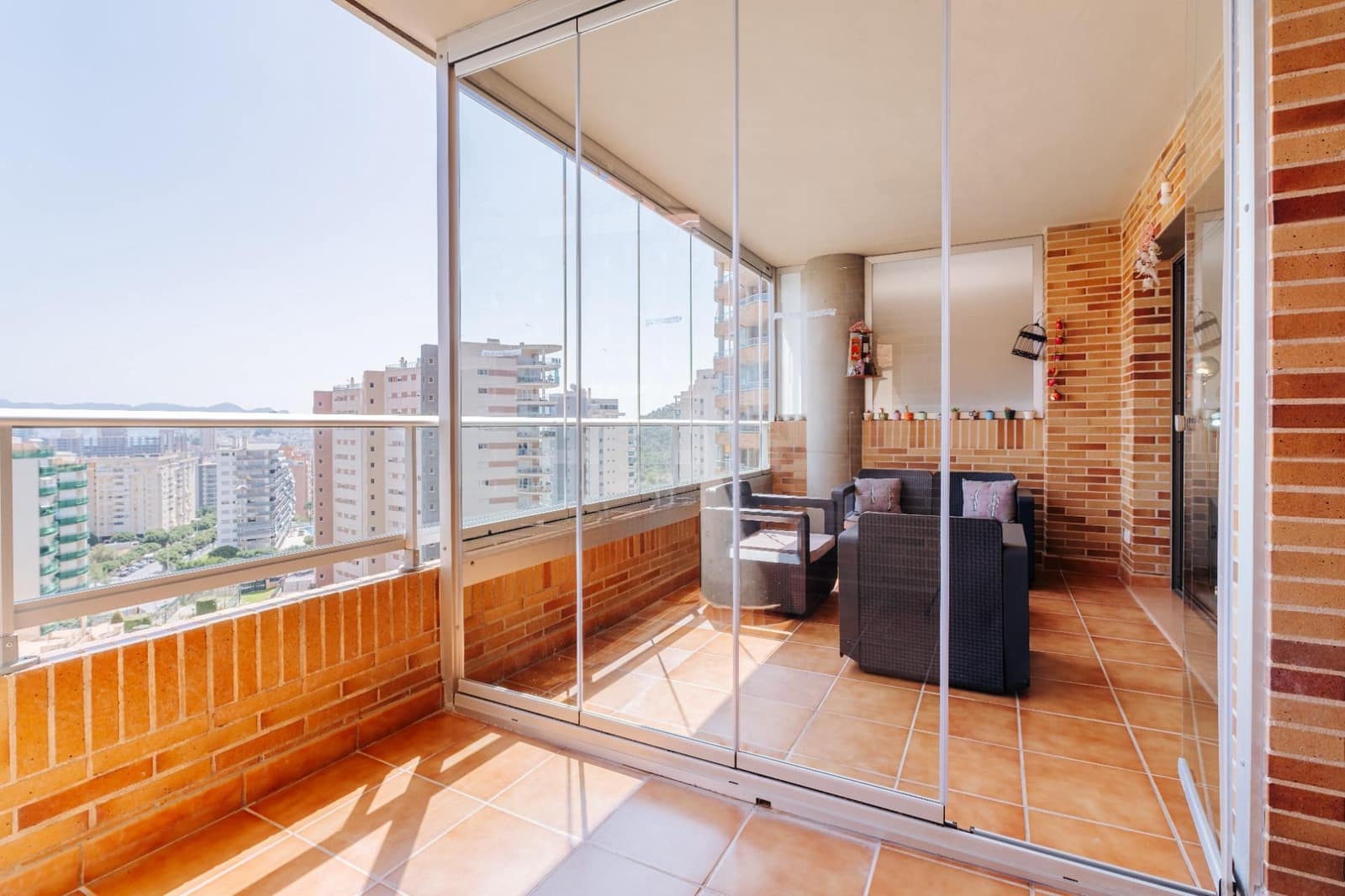 2 makuuhuone Huoneisto vuokrattavana paikassa La Villajoyosa / Vila Joiosa mukana uima-altaan 
autotalli - 1 450 € (Ref: 10030558)