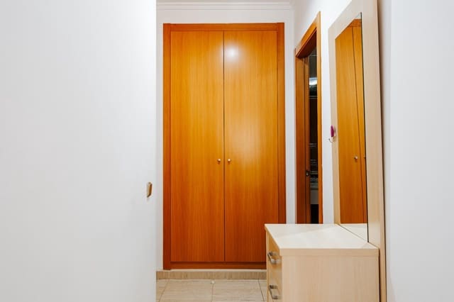 2 makuuhuone Huoneisto vuokrattavana paikassa La Villajoyosa / Vila Joiosa mukana uima-altaan 
autotalli - 1 450 € (Ref: 10030558)