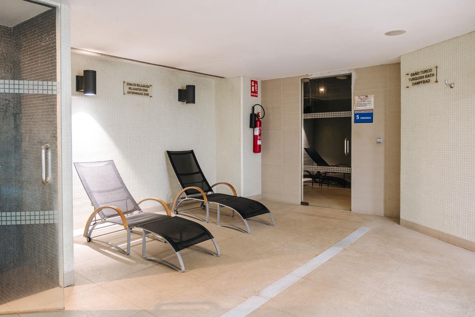 2 makuuhuone Huoneisto vuokrattavana paikassa La Villajoyosa / Vila Joiosa mukana uima-altaan 
autotalli - 1 450 € (Ref: 10030558)