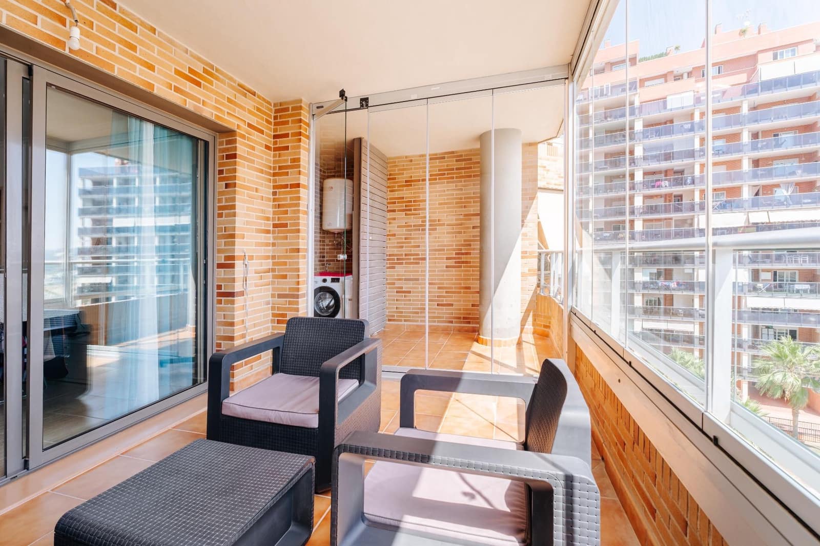 2 makuuhuone Huoneisto vuokrattavana paikassa La Villajoyosa / Vila Joiosa mukana uima-altaan 
autotalli - 1 450 € (Ref: 10030558)