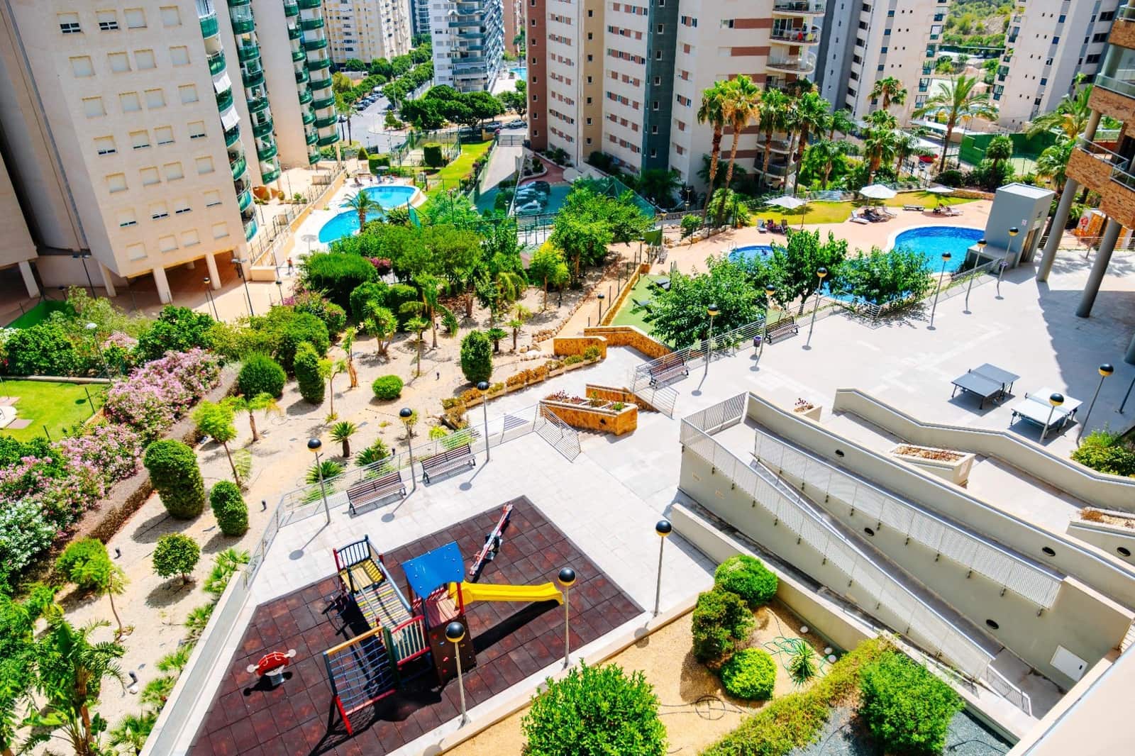 2 makuuhuone Huoneisto vuokrattavana paikassa La Villajoyosa / Vila Joiosa mukana uima-altaan 
autotalli - 1 450 € (Ref: 10030558)