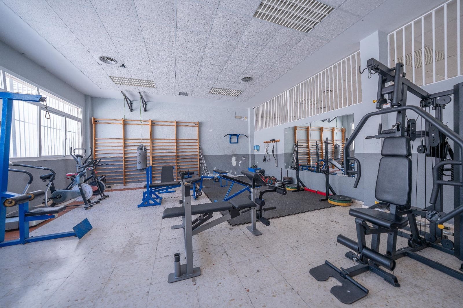 1 bedroom Apartment for sale in El Campello with pool garage - € 290,000 (Ref: 10030559)