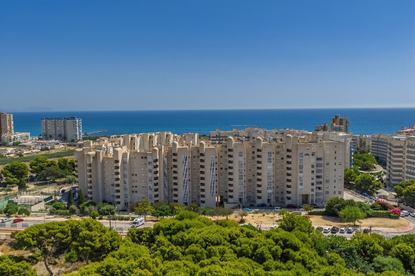 1 bedroom Apartment for sale in El Campello with pool garage - € 290,000 (Ref: 10030559)