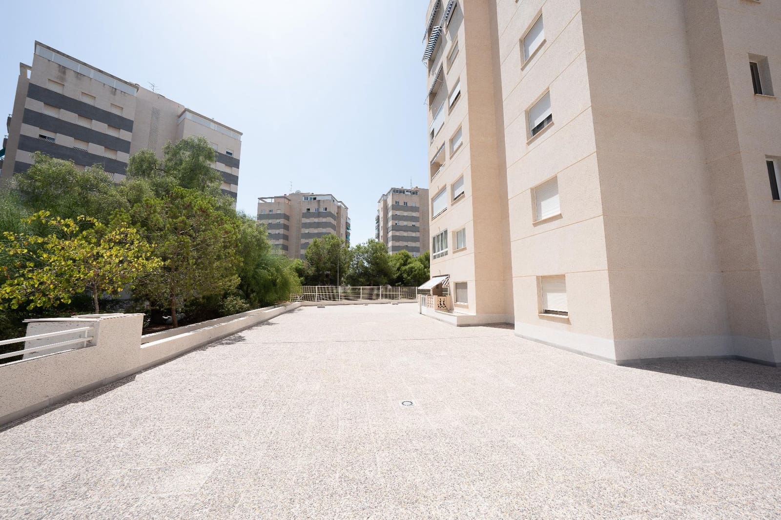 1 bedroom Apartment for sale in El Campello with pool garage - € 290,000 (Ref: 10030559)