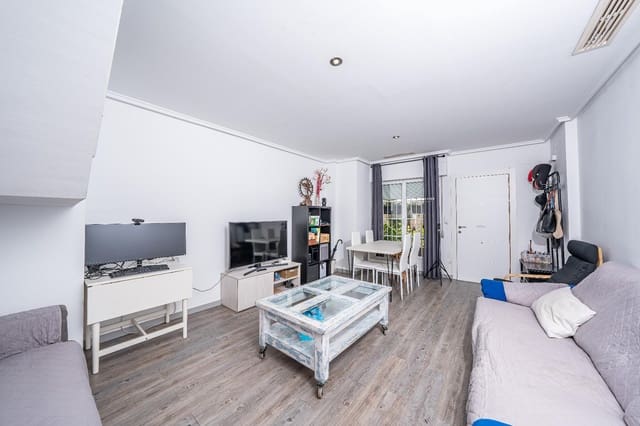 3 slaapkamer Rijtjeshuis te koop in Altabix, Elche / Elx met zwembad garage - € 385.000 (Ref: 10030560)