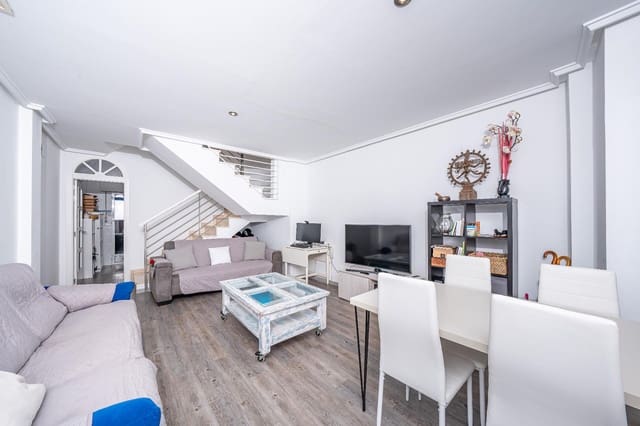 3 slaapkamer Rijtjeshuis te koop in Altabix, Elche / Elx met zwembad garage - € 385.000 (Ref: 10030560)