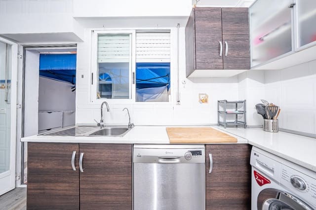 3 slaapkamer Rijtjeshuis te koop in Altabix, Elche / Elx met zwembad garage - € 385.000 (Ref: 10030560)