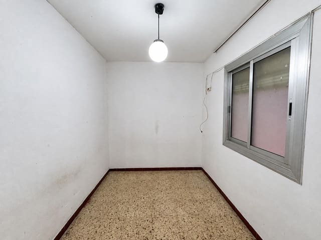 3 sovrum Lägenhet till salu i Montcada i Reixac - 230 000 € (Ref: 10035375)