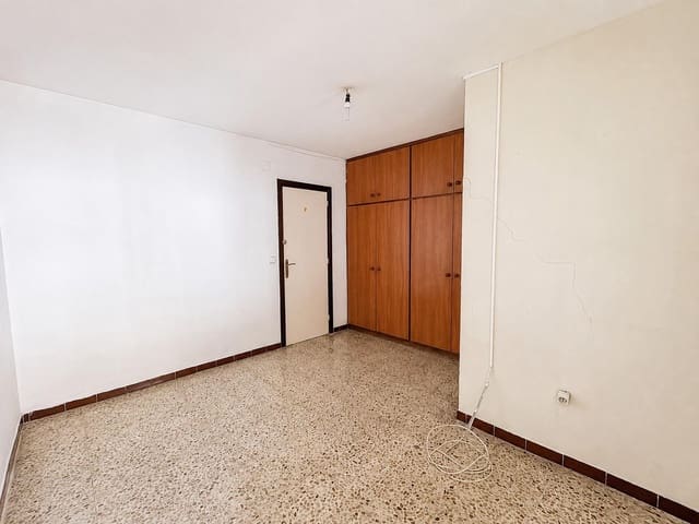 3 sovrum Lägenhet till salu i Montcada i Reixac - 230 000 € (Ref: 10035375)