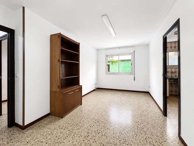 3 sovrum Lägenhet till salu i Montcada i Reixac - 230 000 € (Ref: 10035375)
