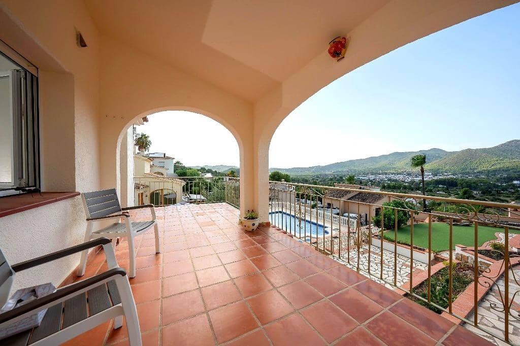 3 slaapkamer Villa te koop in Jalon / Xalo met zwembad - € 465.000 (Ref: 10035376)