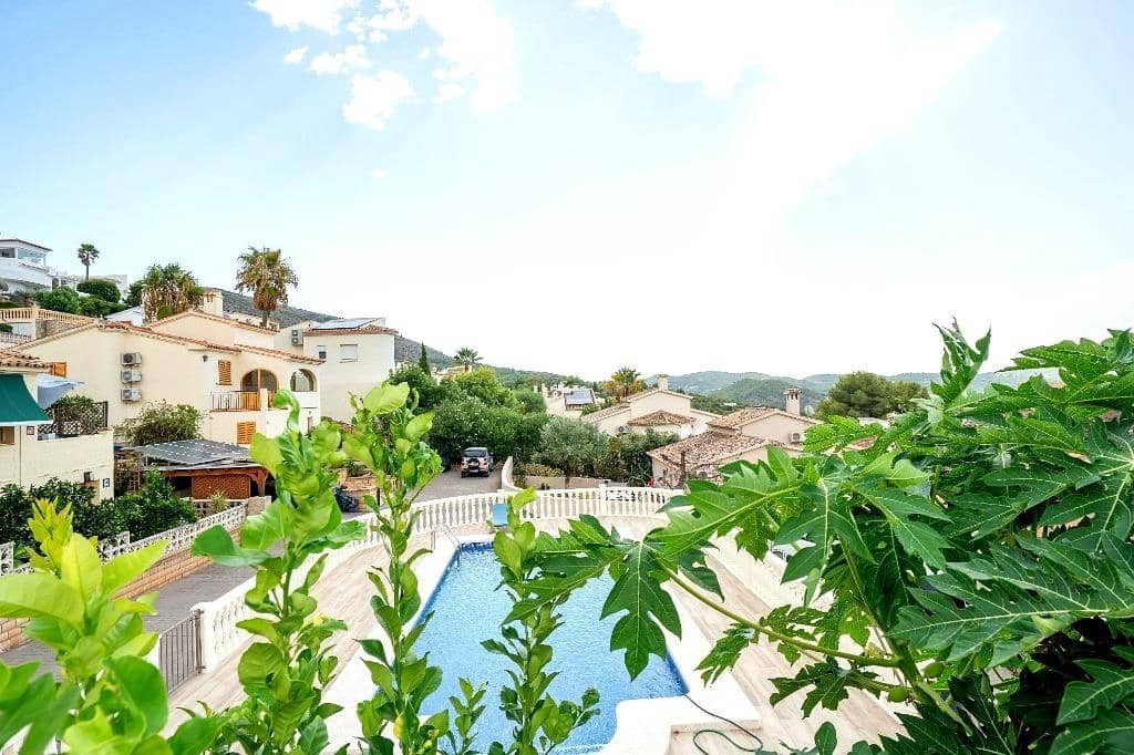3 slaapkamer Villa te koop in Jalon / Xalo met zwembad - € 465.000 (Ref: 10035376)