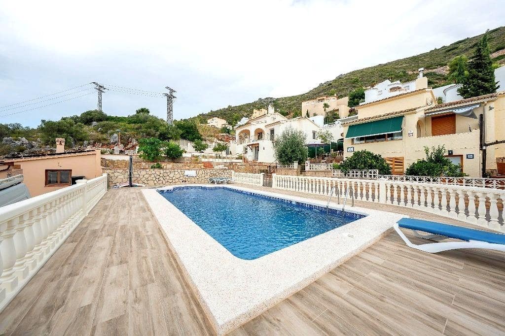 3 slaapkamer Villa te koop in Jalon / Xalo met zwembad - € 465.000 (Ref: 10035376)