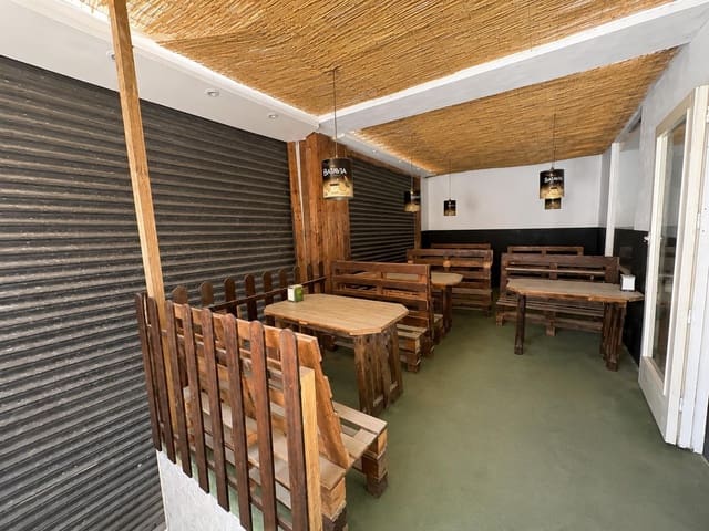 Local Comercial en Montcada i Reixac en venta - 150.000 € (Ref: 10035377)