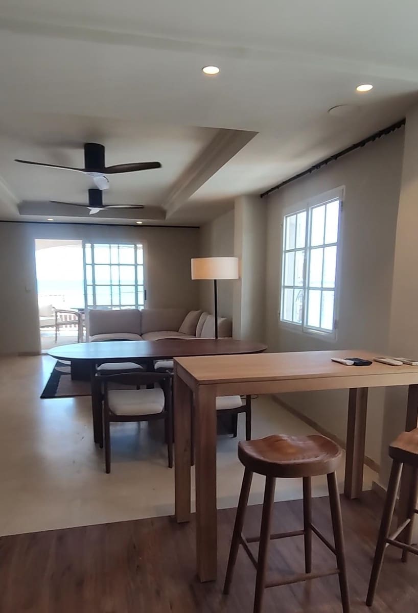 4 quarto Apartamento para arrendar em Santa Pola - 1 800 € (Ref: 10037459)